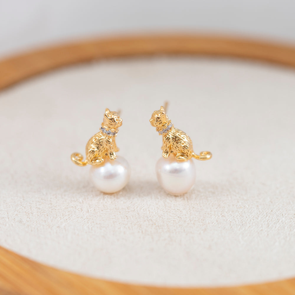 Cat Pearl Earrings