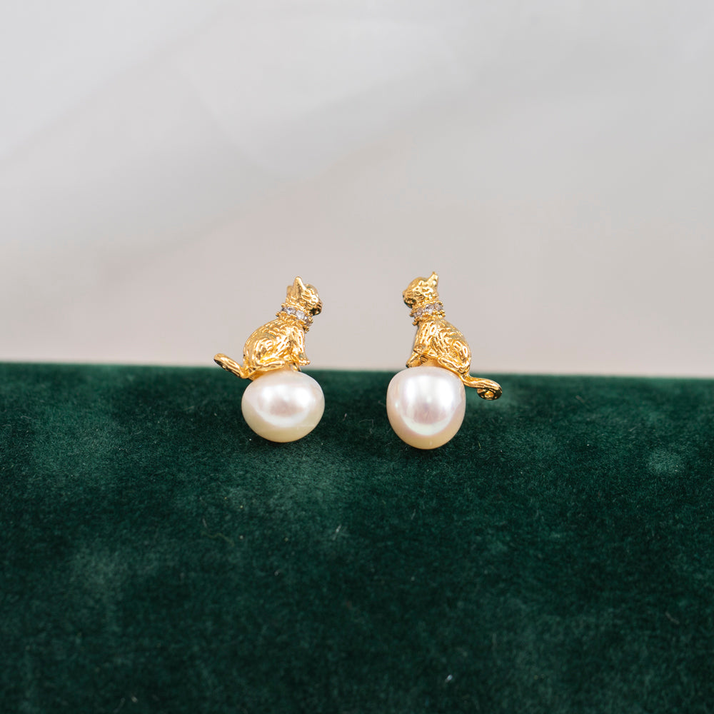 Cat Pearl Earrings